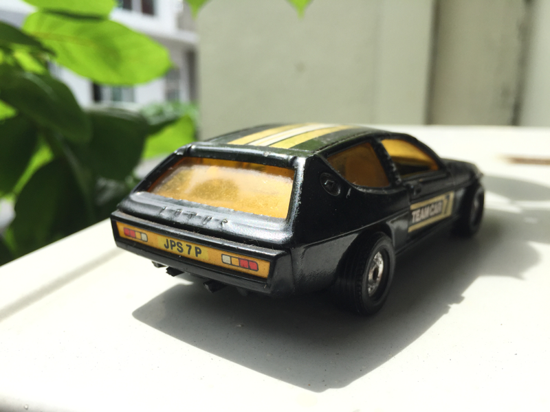 Same for the rear; raised L O T U S lettering for the rear hatch. Nice touch.